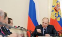 В правительстве выполнили более половины майских указов Путина