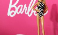 В рекламе кукол Barbie впервые снялся мальчик