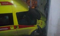 В Севастополе «скорая» с пациентом врезалась в стену дома‍