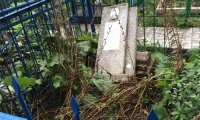 Вандалы разрушили около 100 надгробий на старейшем кладбище Казани