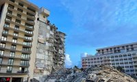 Во Флориде снесли остатки обрушившейся многоэтажки