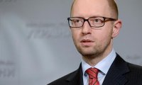 Яценюк пытается понравиться Западу, чтобы остаться в кресле премьер-министра Украины
