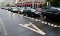 Электромобили могут пустить на выделенные полосы