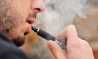 Электронные сигареты увеличивают риск болезней легких