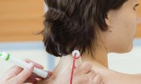 Электропунктура помогает устранить боль и восстановить поврежденные ткани