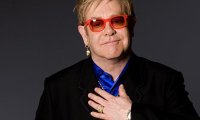 Элтон Джон работает над мемуарами