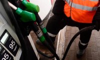 Заморозка топливных цен замедлила инфляцию на 1%