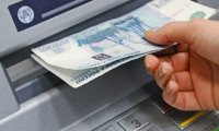 «Зарплатное рабство»: банки снова заинтересовались деньгами россиян