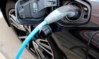 Зарядные мощности для электромобилей сделают бесплатными