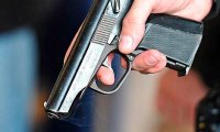 Житель Москвы случайно выстрелил в 11-летнего сына из пистолета