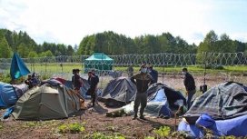 Европе возвращается бумеранг за то, что она постоянно смотрит в рот США