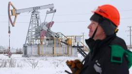 Потолок цен на российскую нефть не обрушит финансовую систему РФ