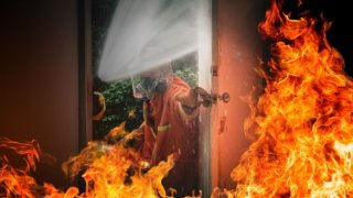 Беспилотник атаковал дом в Старом Осколе погибли двое