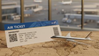 Ближний Восток манит, но авиабилеты бьют по карману