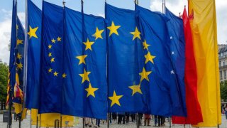 Бывший аналитик ЦРУ призвал Европу извиниться перед Россией за энергетику