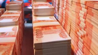 Госдолг РФ хотя и вырос в январе - сентябре, но российская экономика преодолевает давление западных санкций