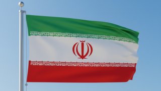 Иран меняет правила судоходства в Ормузском проливе из-за военной обстановки