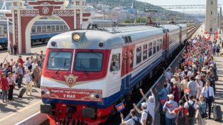 Из Владивостока в КНДР запустят туристический поезд к 9 мая