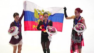 Наши фигуристы сорвали джекпот, а Джоковича депортировали из Австралии