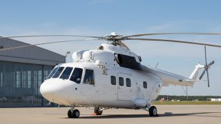 Холдинг «Вертолеты России» передал МЧС первую партию арктических вертолетов Ми-38ПС