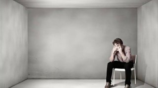 Одиночество как фактор риска. Крупнейшее исследование связало отсутствие брака с онкологией