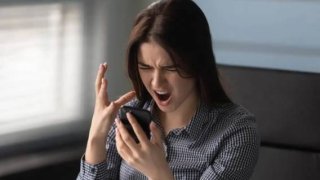 Опрос выявил самые раздражающие мелочи в жизни