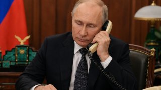 Путин и Пашинян обсудили последствия выхода Армении из ЕАЭС