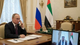 Путин и президент ОАЭ обсудили эскалацию на Ближнем Востоке и двусторонние отношения
