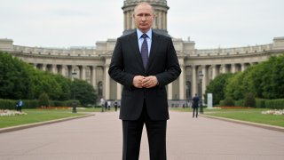 Путин запускает всероссийский конкурс семейного чтения