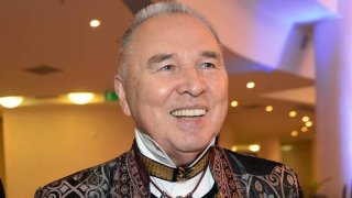 Слава Зайцев: чувствую себя проповедником прекрасного. Накануне именитый российский кутюрье отметил 85-летие