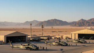 «Сотни раненых, база горит»: Тегеран объявил об ударе по американцам