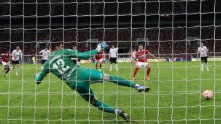 «Спартаку» дарят три пенальти за один тайм. Билл начинает поход за своим четвертым Кубком Гагарина