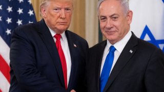 Трамп и Нетаньяху провели телефонный разговор после ракетных ударов Ирана