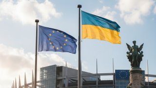 Украина спешит в ЕС, но Берлин и Париж не торопятся