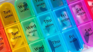 Умные таблетки, которые растворяются. Как новая технология поможет спасать жизни