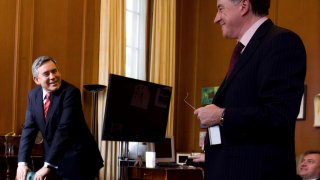 Утечка власти как хроника одной сделки