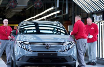 Британский автопром столкнулся с тревожным спадом производства