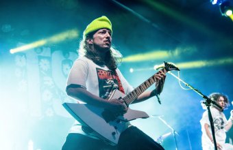 Бывшего гитариста группы Turnstile обвиняют в том, что он сбил на машине отца своего коллеги по группе