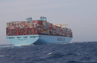Глобальные логистические цепочки разрываются. Maersk останавливает перевозки в Персидский залив