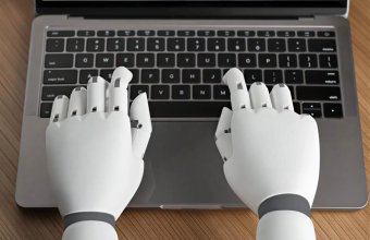 Искусственный интеллект за 12 часов создал 380 научных статей по финансам, способных обмануть рецензентов