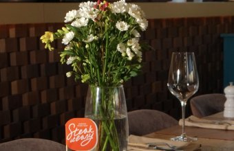 Сначала борщ, потом стейк, потом ещё раз: безлимитные бранчи в Steak It Easy by Vasilchuki