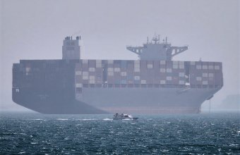 Судоходные компании несут миллиардные убытки из-за блокады Ормузского пролива