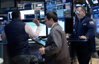 Уолл-стрит теряет оптимизм, а фондовый рынок падает