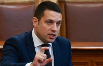 «Это была ошибка»: болгарский депутат раскритиковал поставки оружия Киеву
