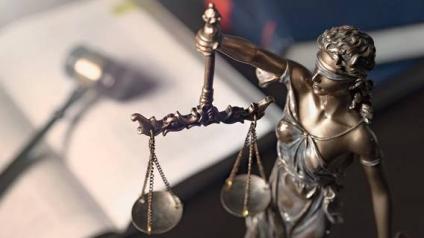 Беглые мошенники пытаются решить свои проблемы с помощью Верховного суда