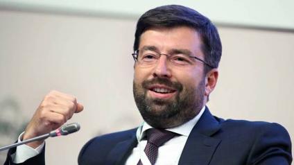 Исаев идет на повышение, а АСВ тонет в неэффективности