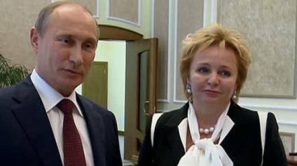Социальный психолог назвала причину развода Путина с первой супругой