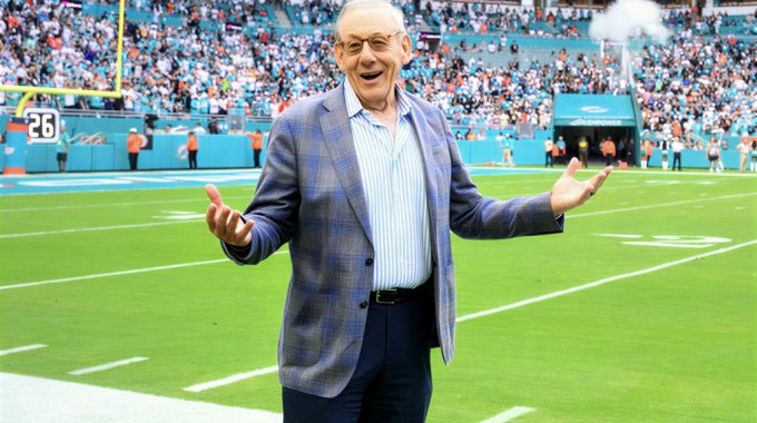 Феномен «Майами Долфинс» - почти $15 млрд за команду, которая не выигрывала полвека