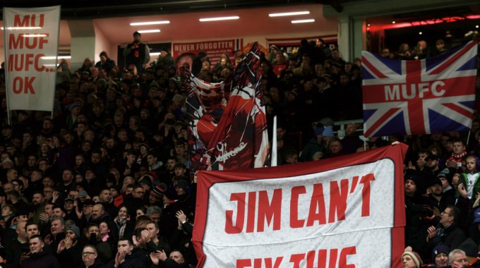 Извинения с оговоркой. Как слова совладельца «Манчестер Юнайтед» об иммигрантах разделили политиков и фанатов