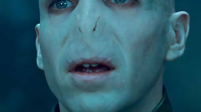Новый претендент на роль Волан-де-Морта, кто заменит Ральфа Файнса в сериале по «Гарри Поттеру»?